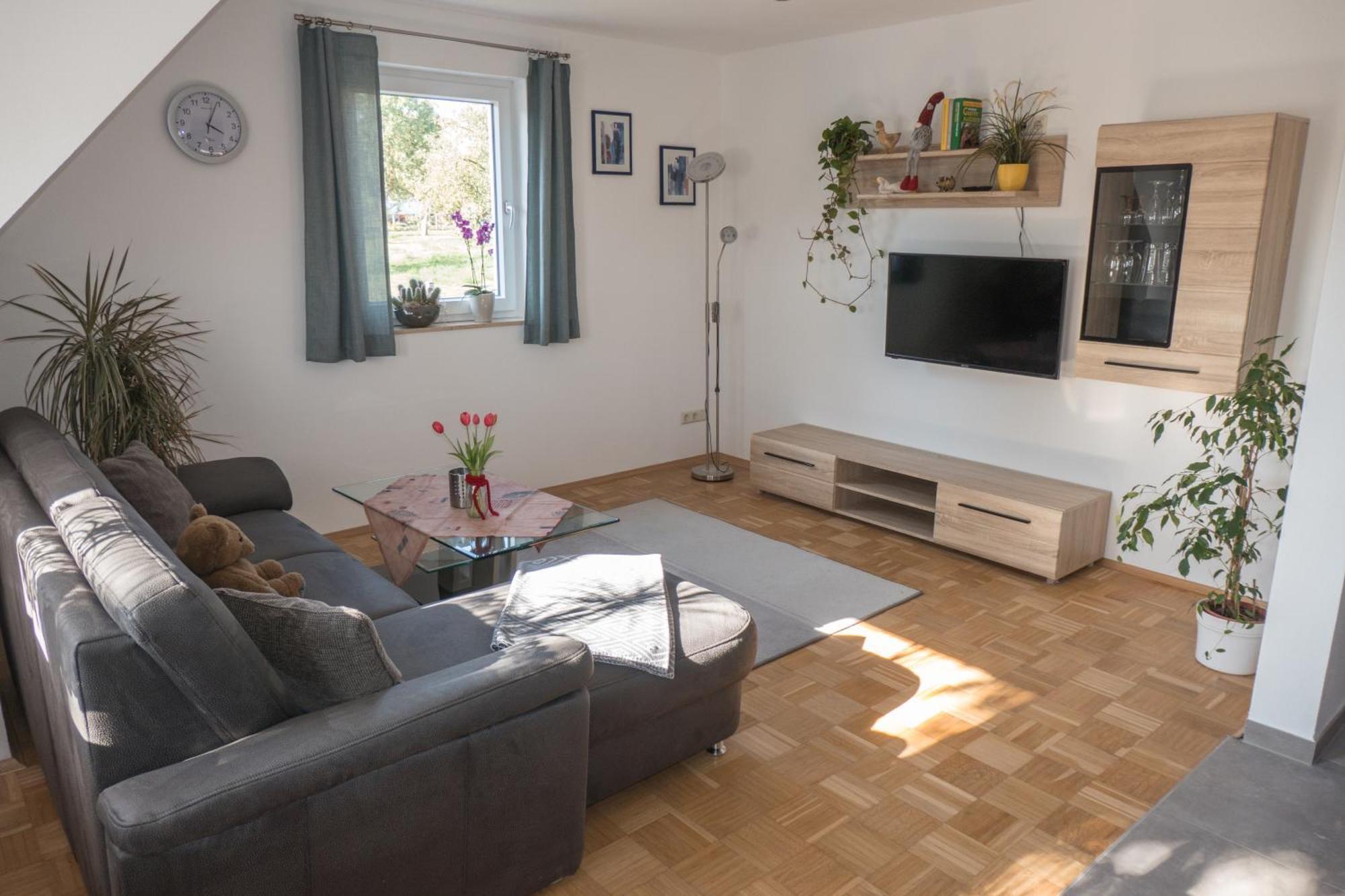 / Christ Apartment *